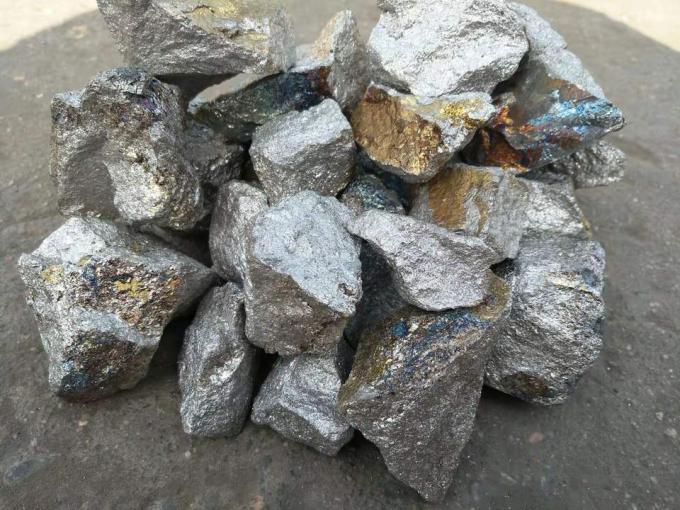 Fötusse legieren Metallklumpen Ferrotitanium 70